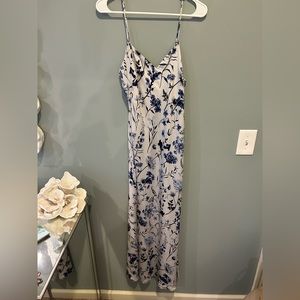 Long silk dress, blue flowers, Favorite Daughter, never worn, tags on